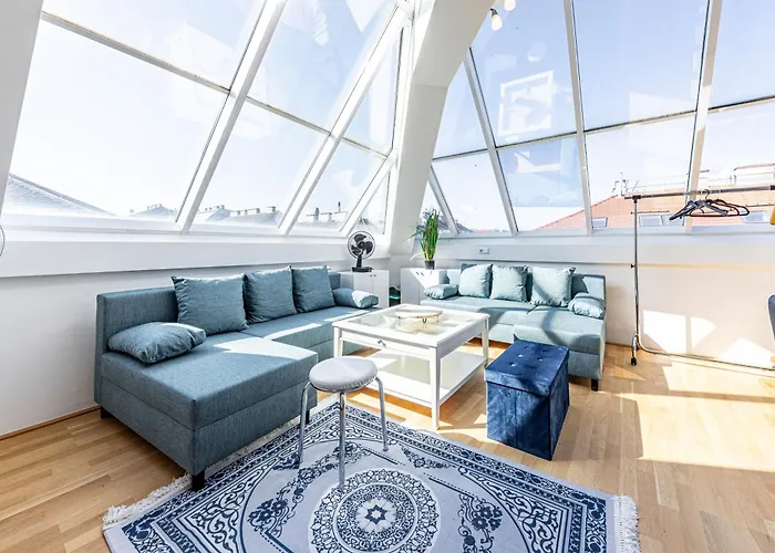 Penthouse By Jr *